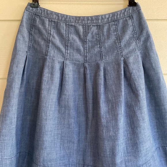 J Crew A Line Chambray Skirt Size 2 - Picture 3 of 4